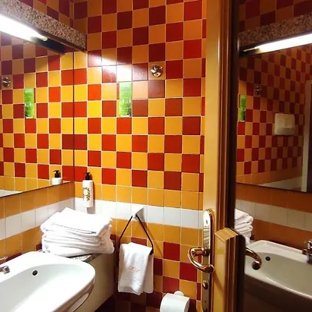 Antares Hotel 3*